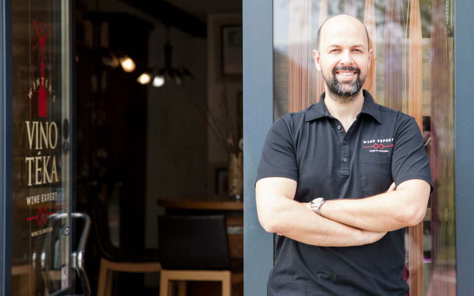 vinoteka Wine Expert Tomas Vysvader