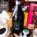 valentin darcek pre muza a zenu pprosecco med cokolada svieck so slow candy honey