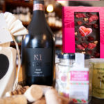 valentin darcek pre muza a zenu pprosecco med cokolada svieck so slow candy honey