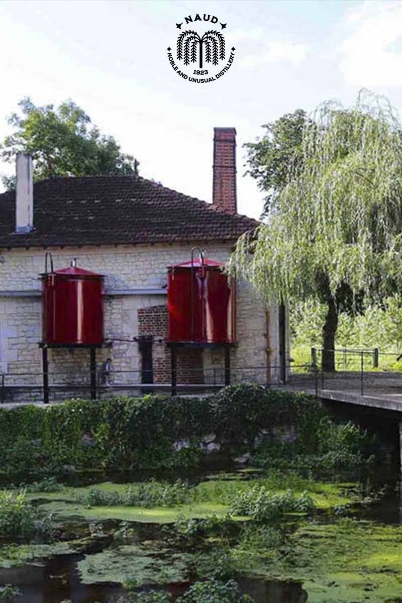 naud hidden loot rum