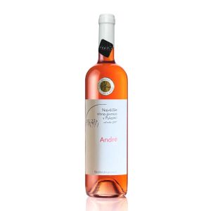 Najväčšia vínna pivnica v Pukanci André